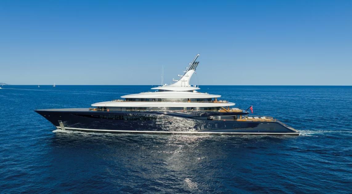 Superyacht Project 821 Breakthrough EVA optic